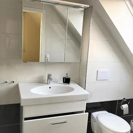 Wohlfuehl & Am Birnengarten - Ruhige Mit Bad & Wlan