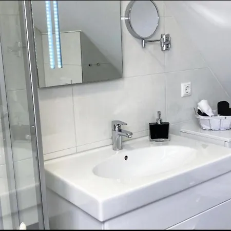 Wohlfuehl & Am Birnengarten - Ruhige Mit Bad & Wlan