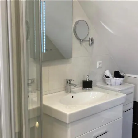 Wohlfuehl & Am Birnengarten - Ruhige Mit Bad & Wlan Magdeburg