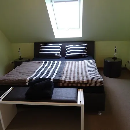 Wohlfuehl & Am Birnengarten - Ruhige Mit Bad & Wlan Guest house Magdeburg