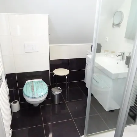 Wohlfuehl & Am Birnengarten - Ruhige Mit Bad & Wlan 3* 마그데부르크