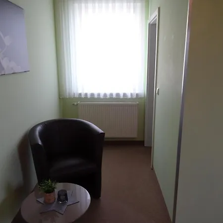 Wohlfuehl & Am Birnengarten - Ruhige Mit Bad & Wlan Guest house Magdeburg