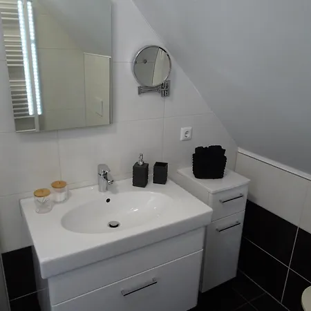 Wohlfuehl & Am Birnengarten - Ruhige Mit Bad & Wlan