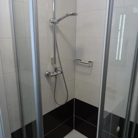 Wohlfuehl & Am Birnengarten - Ruhige Mit Bad & Wlan 게스트하우스