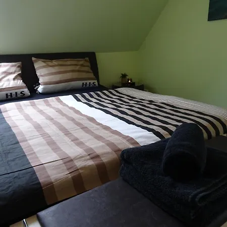 Wohlfuehl & Am Birnengarten - Ruhige Mit Bad & Wlan Guest house Magdeburg