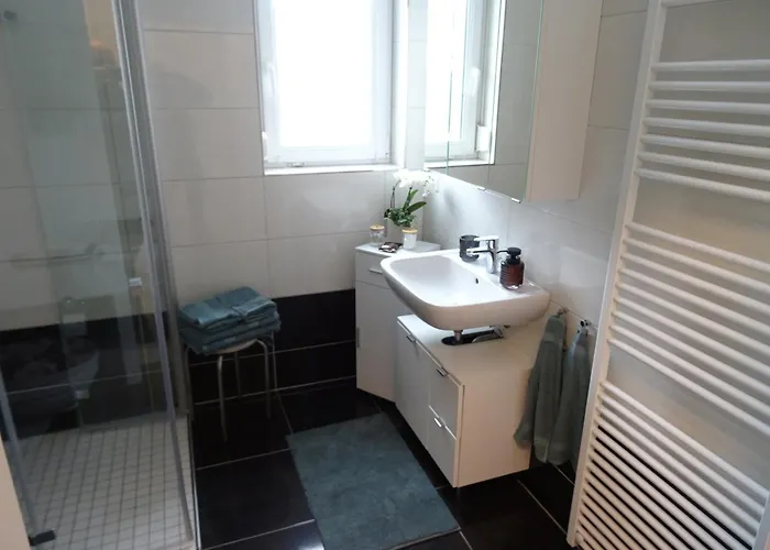 Wohlfuehl & Am Birnengarten - Ruhige Mit Bad & Wlan Pensionat 3*