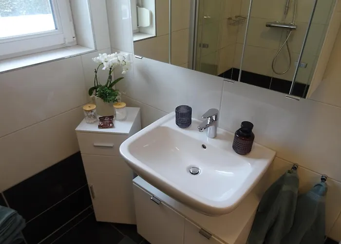 Maison d'hôtes Wohlfuehl & Am Birnengarten - Ruhige Mit Bad & Wlan 3*